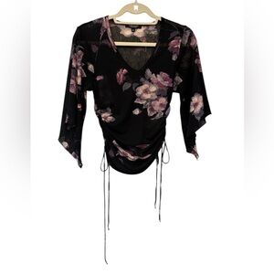 Karen Kane Womens Top Black Purple Floral Hankerchief Arms Sz M